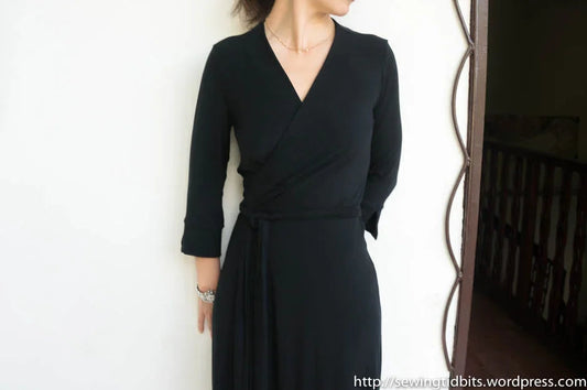 SEWN - Vogue 8379: a wrap dress that was not sewed-along - Just Patterns black, dress, dvf, knit, sewing, vogue 8379, wrap dress