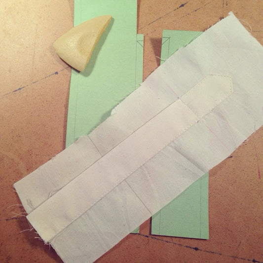 And this is how you lose sewing focus... - Just Patterns lekala, sewing pattern